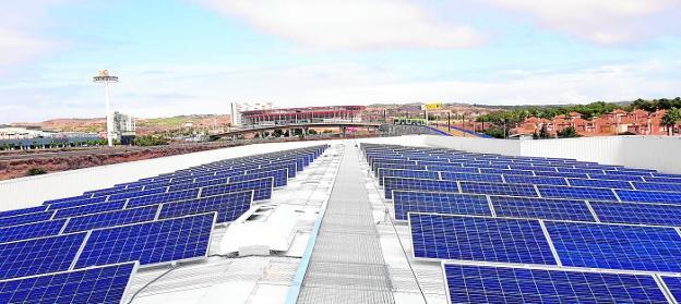 El tranvía de Murcia estrena una gran instalación fotovoltaica para proveerse de energía