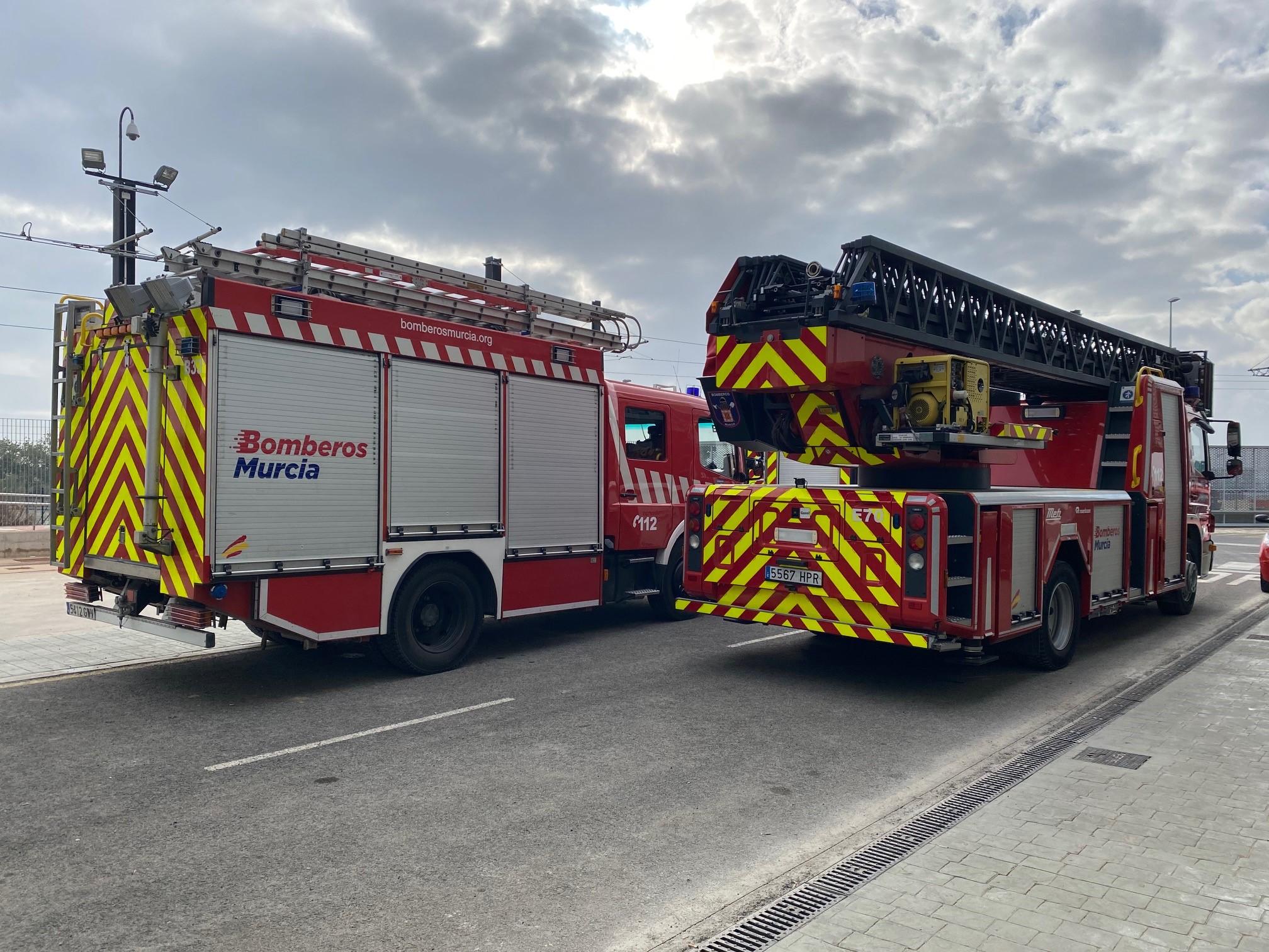 Tranvía de Murcia desarrolla jornada de reciclaje formativo en colaboración con Bomberos de Murcia